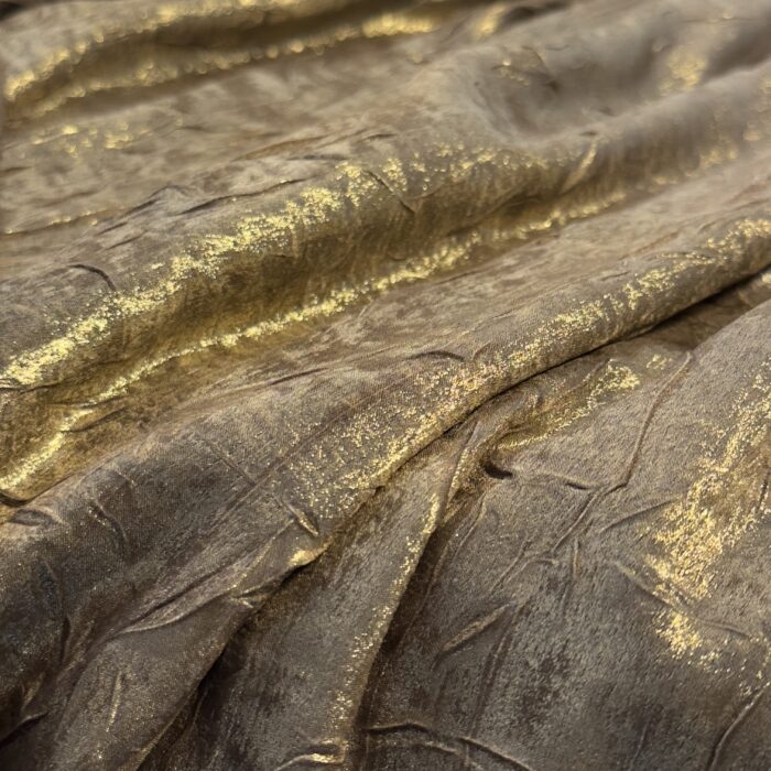 الهضبة مكسرة